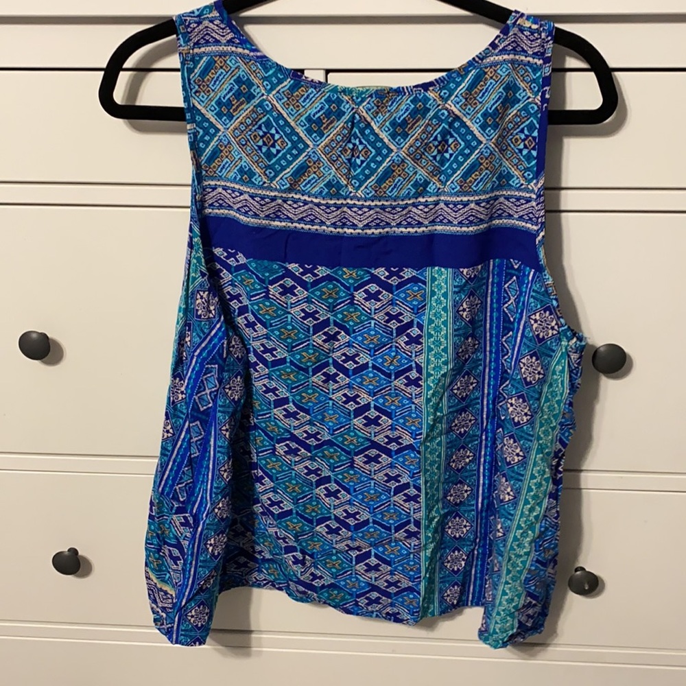 Patterned tank - Picture 4 of 4
